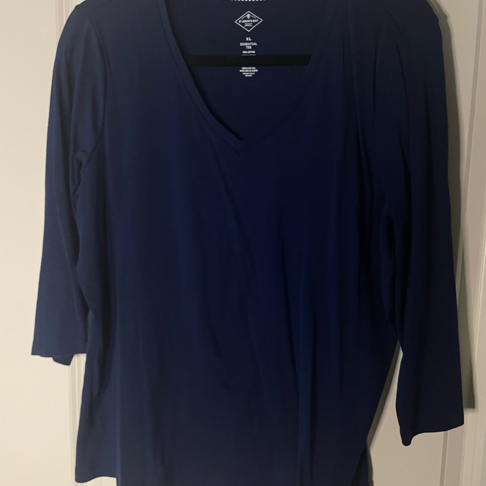 Women's Navy Blue V-Neck Top